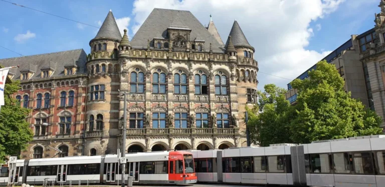 Lire la suite à propos de l’article Guide de Brême