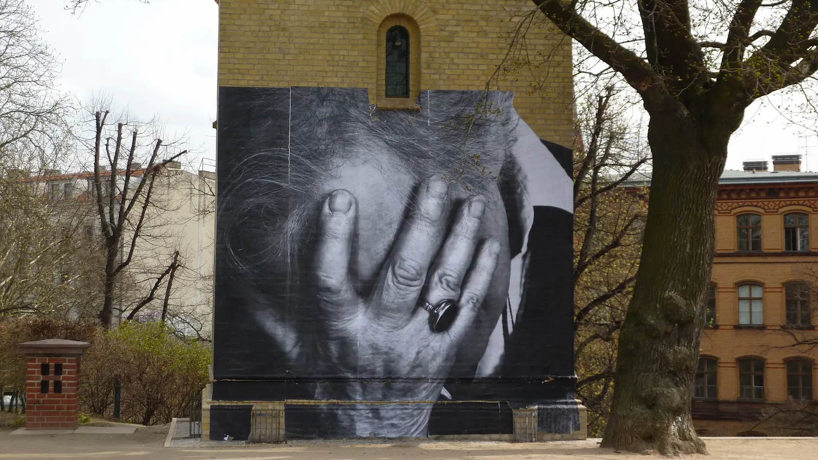 Exposition du projet de JR à Berlin