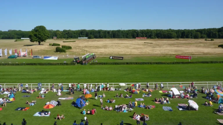Lire la suite à propos de l’article Courses de chevaux dans le Brandenburg