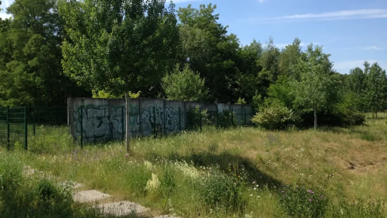 Lire la suite à propos de l’article Tour du mur de Berlin à vélo : Berliner Mauerweg